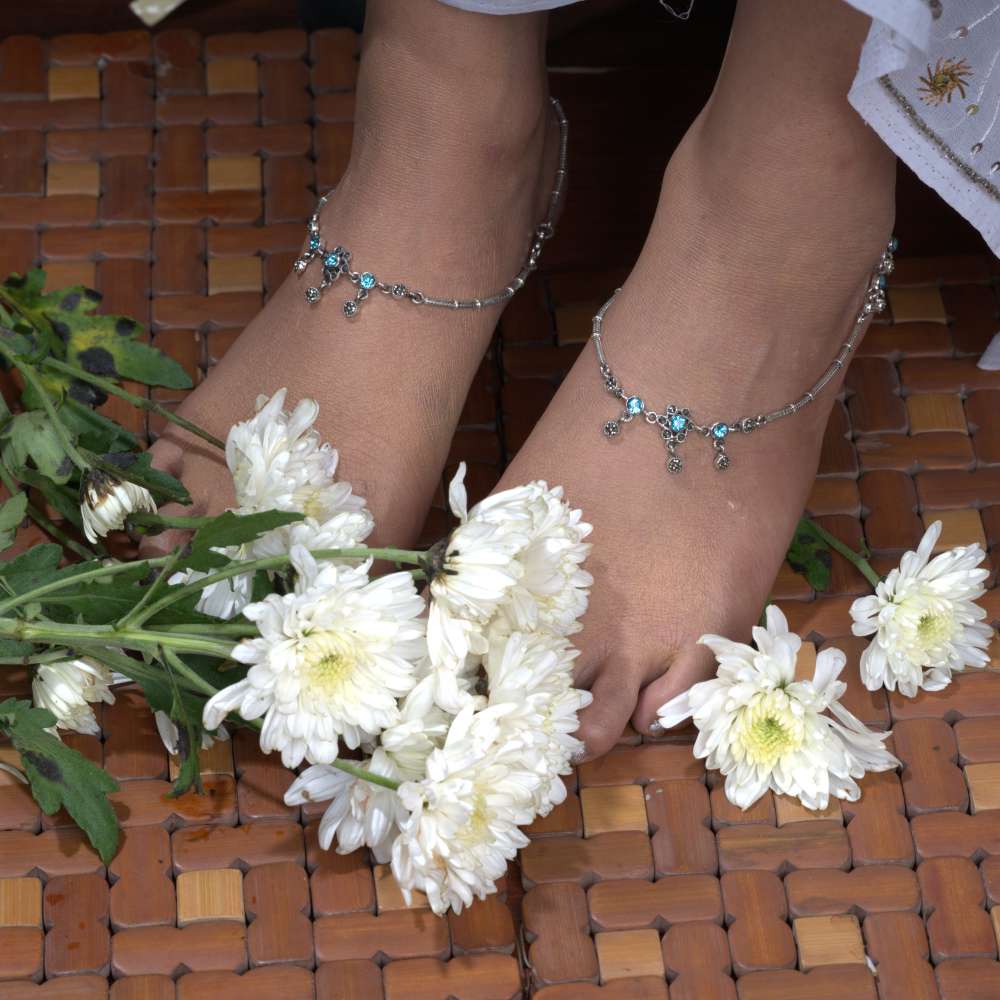 STONE WITH OXIDISED FINISH ANKLETS