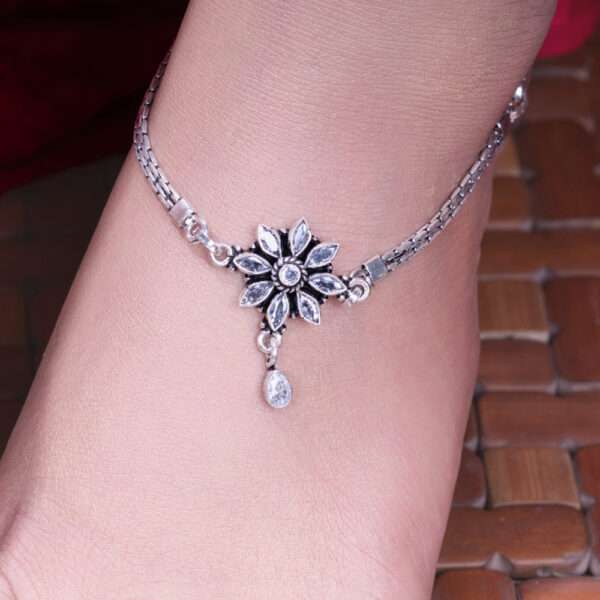 STONE WITH OXIDISED FINISH ANKLETS