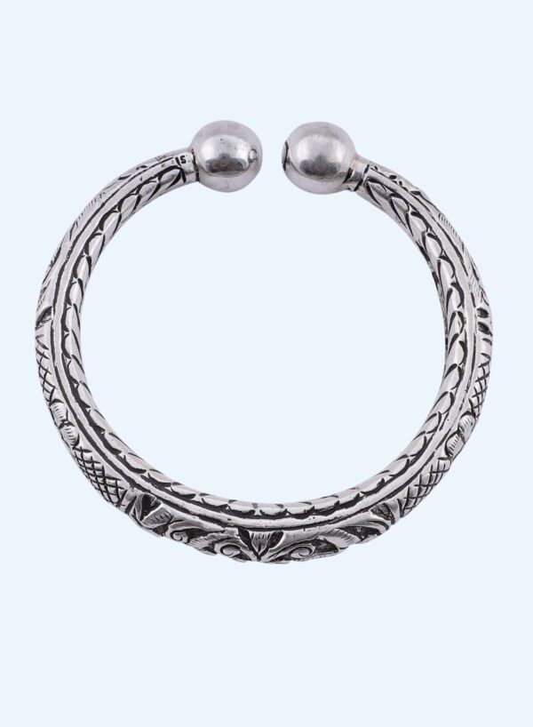 OXIDISED FLOWER LEAVES BALL MUKH BALA