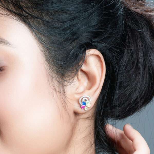 PENDANT WITH CHAIN AND EARRINGS