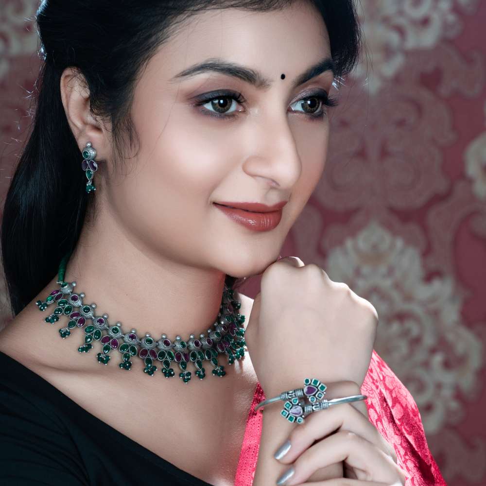 STONE STUDDED BANGLE