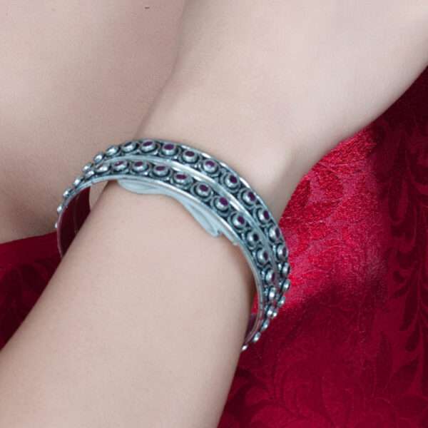 STONE STUDDED SILVER CHURI